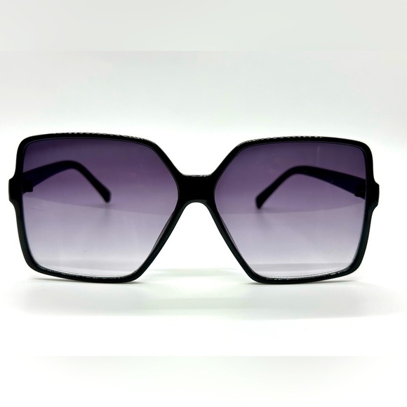 Accessories - Women’s Basic Shades